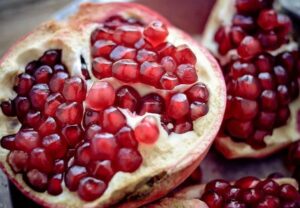 pomegranateSeeds-157565485-770x5 - Daily Health Tips: Simple Tricks for a Healthier Life Pomegranate Seeds